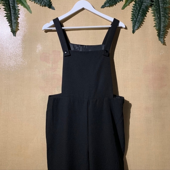 NWOT🔥Romeo & Juliet Couture Black Overall Jumpsuit - Picture 4 of 9